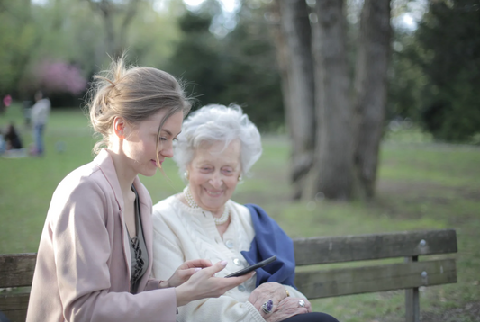 Photographs, Reminiscence and Memory Care: Creating Opportunities for Connection